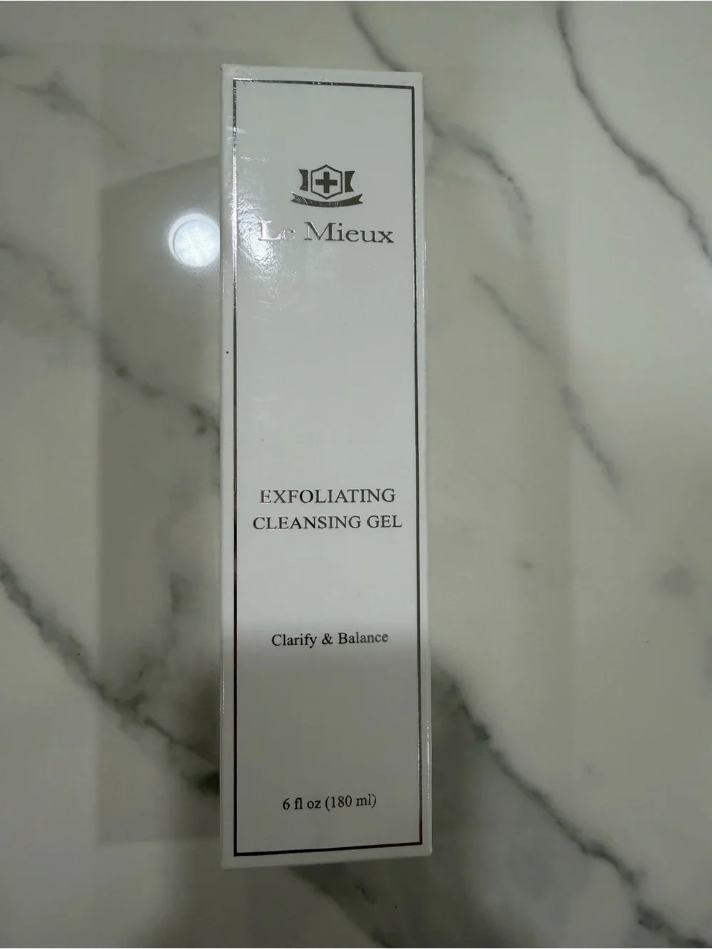Le mieux Exfoliating Cleansing Gel